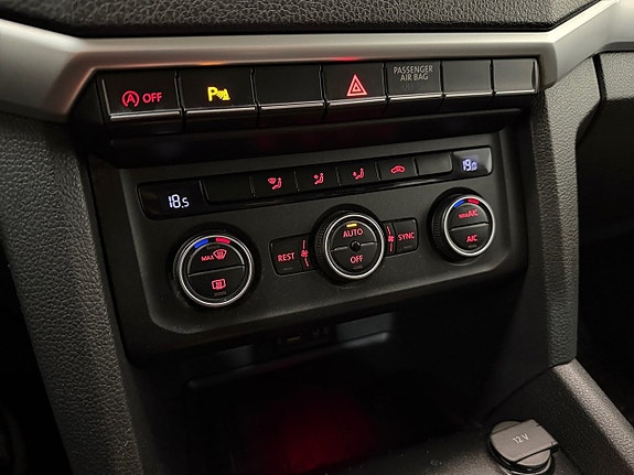 Volkswagen Amarok 23 of 29