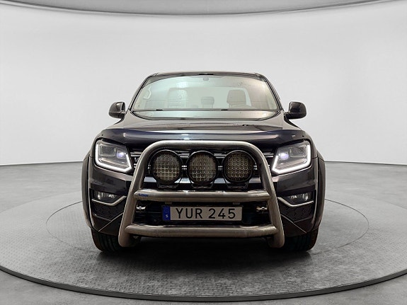Volkswagen Amarok 3 of 5