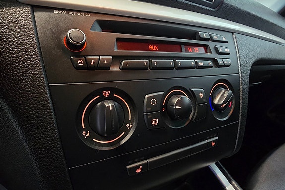 BMW 118d 19 of 22