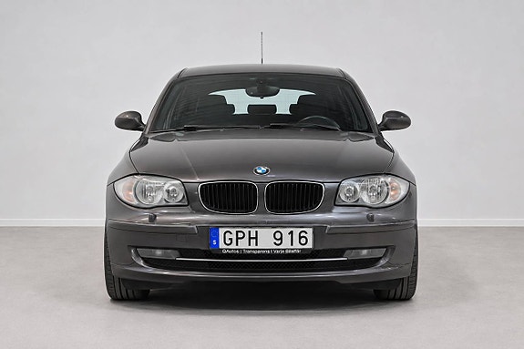 BMW 118d 3 of 22