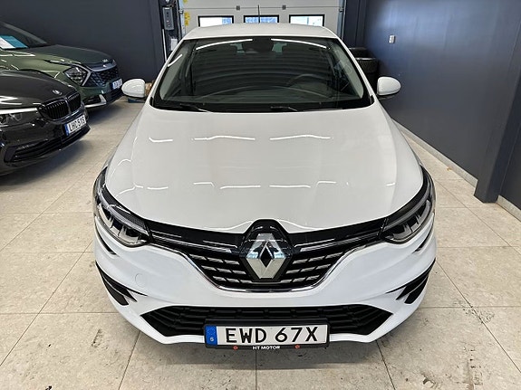 Renault Megane 2 of 14