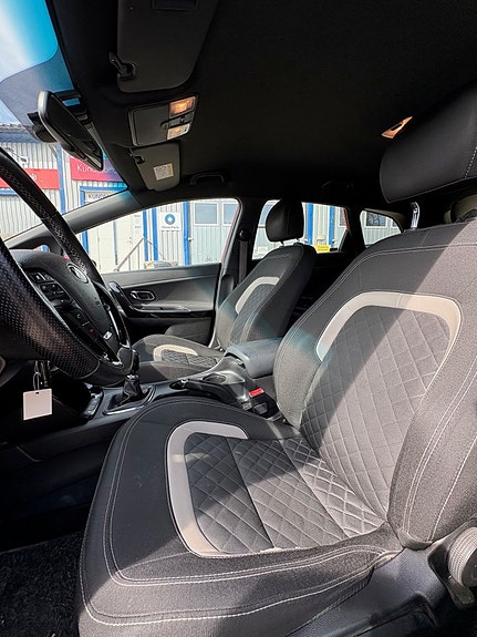Kia Ceed 11 of 16