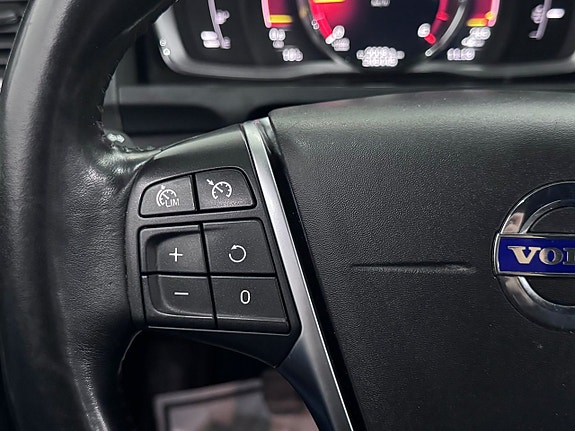Volvo V60 21 of 30