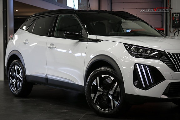 Peugeot 2008 3 of 5