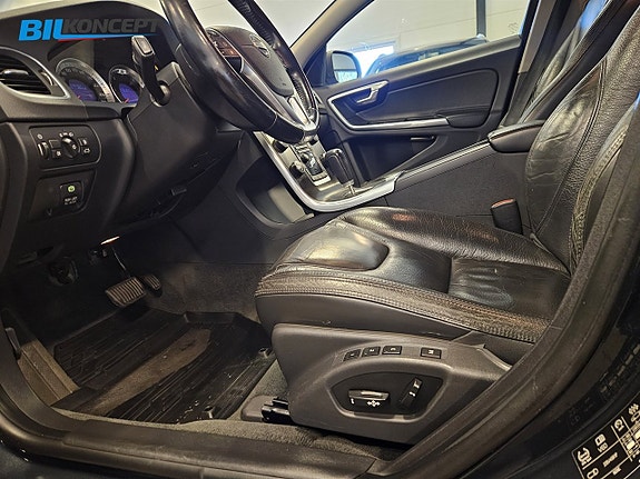 Volvo V60 13 of 22