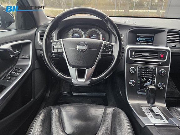 Volvo V60 19 of 22