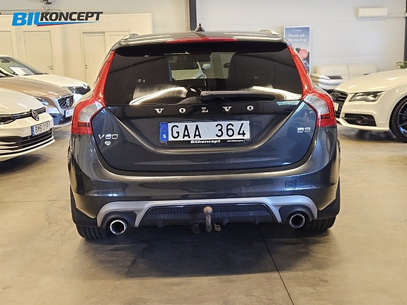 Volvo V60 5 of 22