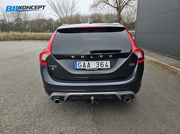 Volvo V60 4 of 22