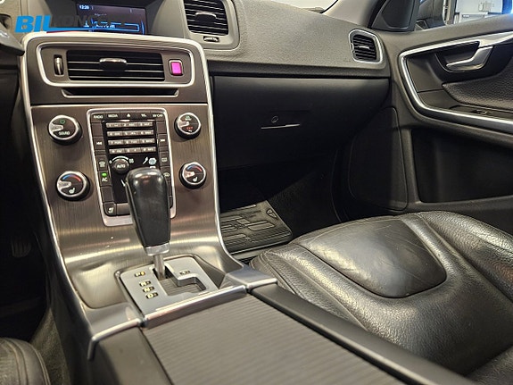 Volvo V60 19 of 22