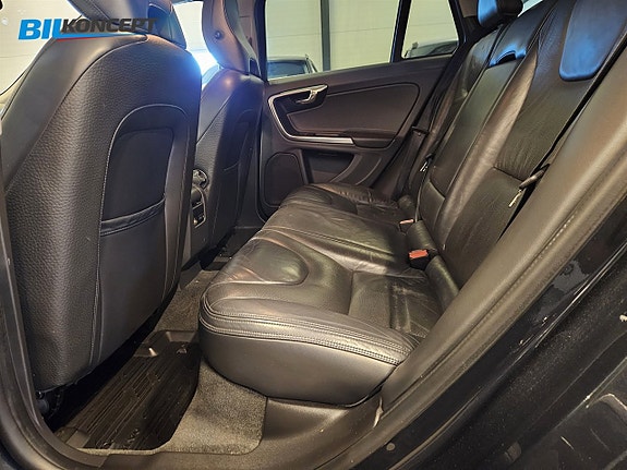Volvo V60 12 of 22