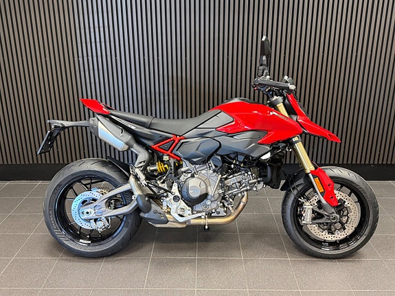 Ducati Hypermotard V2 2 of 5