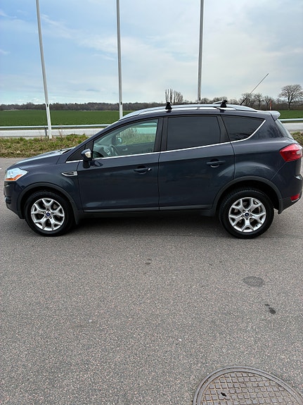 Ford Kuga 2 of 10