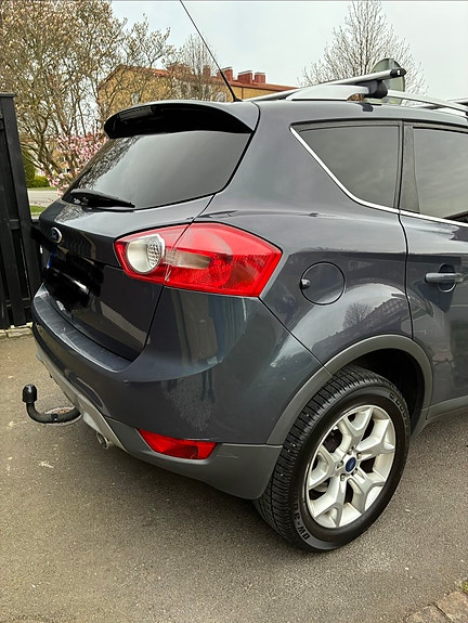 Ford Kuga 5 of 10