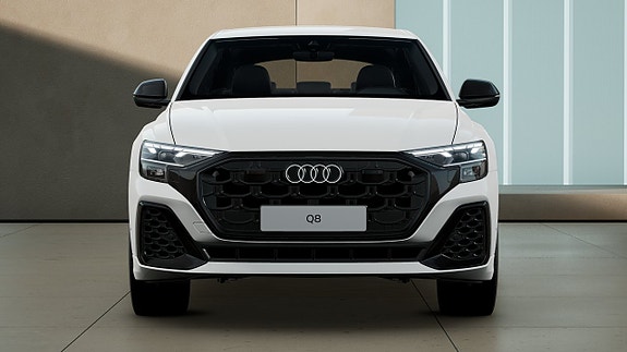 Audi Q8 4 of 11