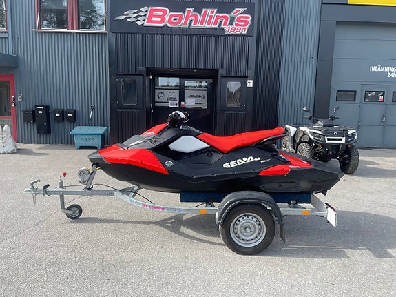 Sea-doo Spark 90 iBR 3-UP -16