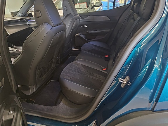 Peugeot 408 7 of 8
