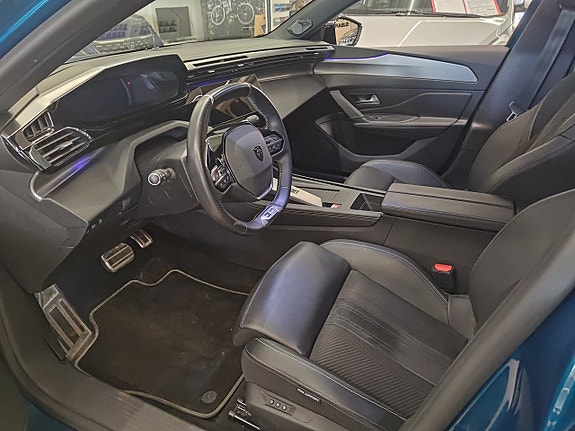 Peugeot 408 6 of 8