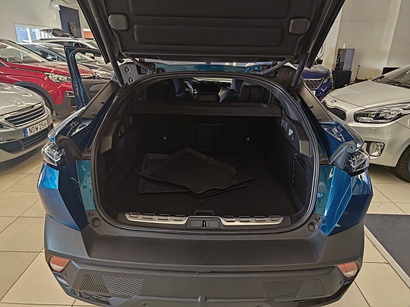 Peugeot 408 8 of 8