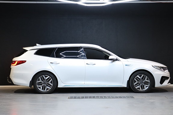 Kia Optima 7 of 29
