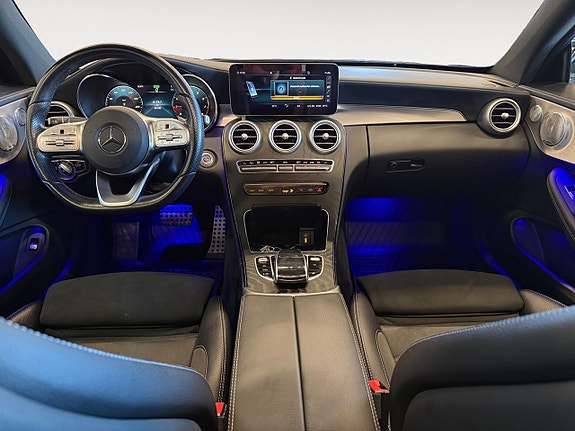 Mercedes-Benz C300 10 of 23