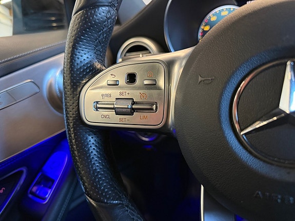 Mercedes-Benz C300 21 of 23