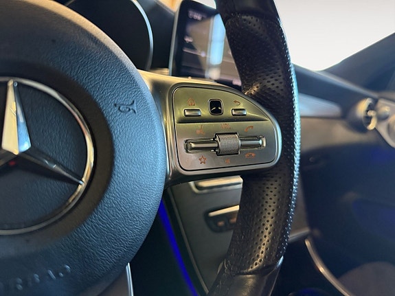 Mercedes-Benz C300 22 of 23