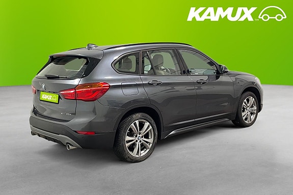 BMW X1 4 of 5