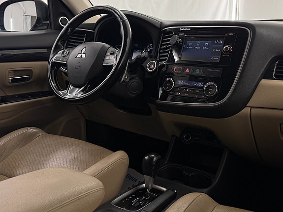 Mitsubishi Outlander 19 of 19