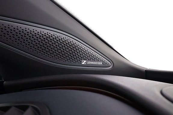 Cupra Tavascan 24 of 24
