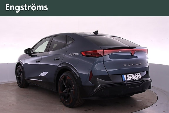 Cupra Tavascan 4 of 5