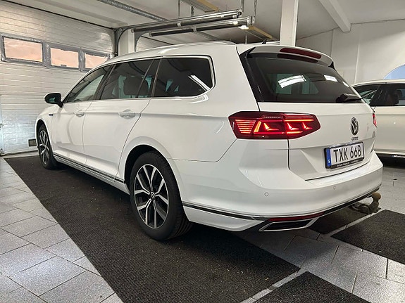 Volkswagen Passat 4 of 5