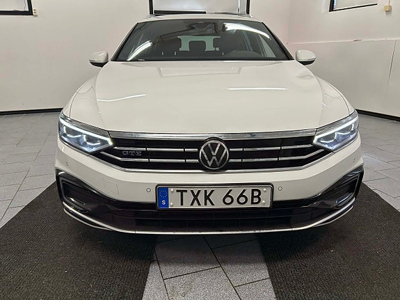 Volkswagen Passat 5 of 5