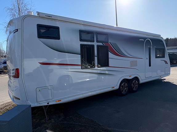 Kabe 780 Imperial TDL KS AC + Markis + Förbränningstoalett 2 of 12