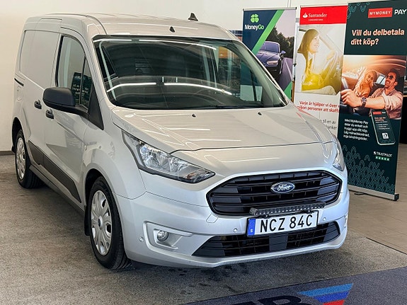 Ford Transit Connect 3 of 5