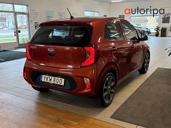 Kia Picanto 4 of 5