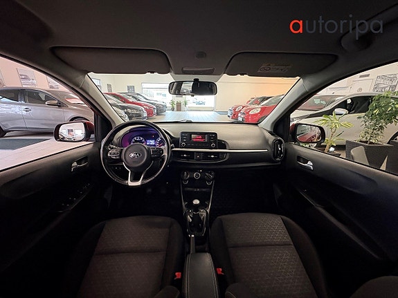 Kia Picanto 12 of 15
