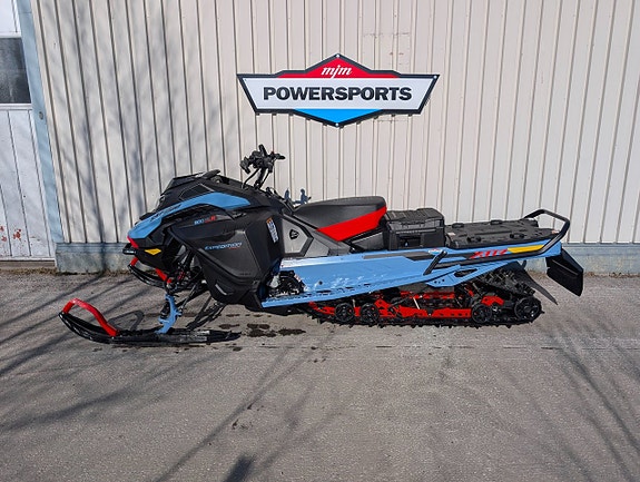 Ski-Doo Expedition Xtreme 900 Ace Turbo R Demo!