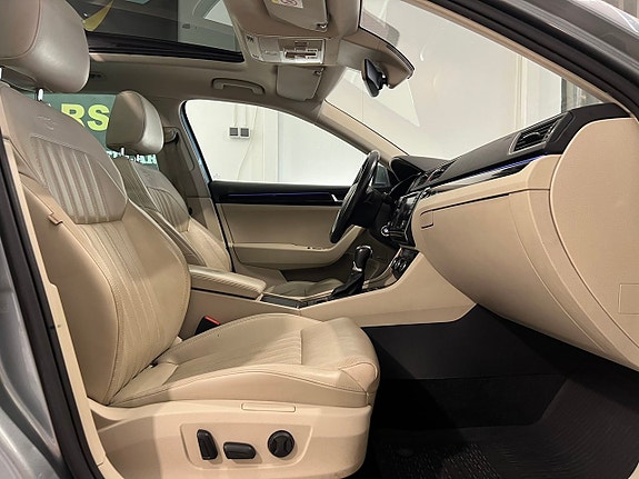 Skoda Superb 21 of 27