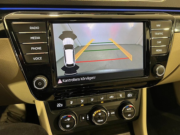 Skoda Superb 15 of 27