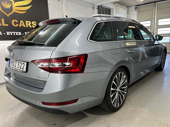 Skoda Superb 4 of 5