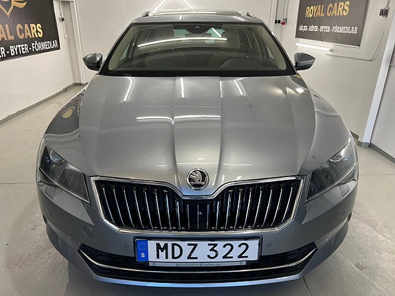 Skoda Superb 8 of 27