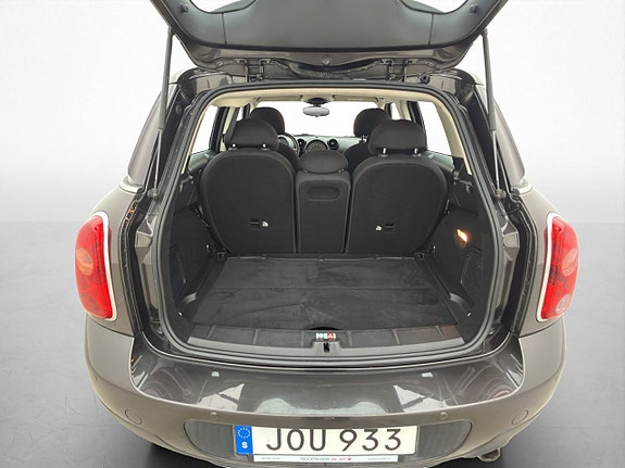 MINI Countryman Cooper 8 of 26
