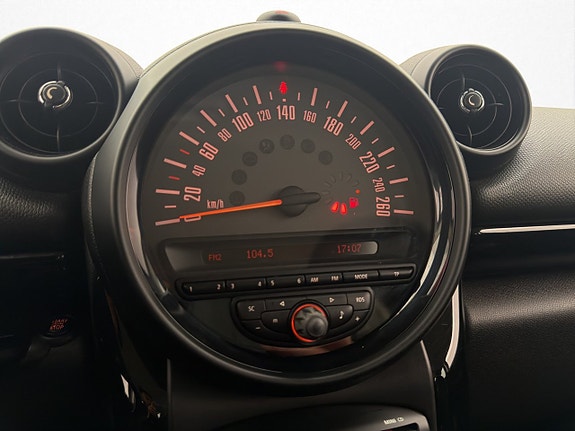 MINI Countryman Cooper 17 of 26