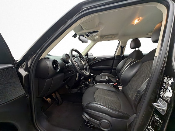 MINI Countryman Cooper 15 of 26