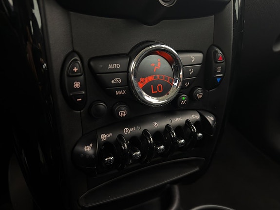 MINI Countryman Cooper 19 of 26