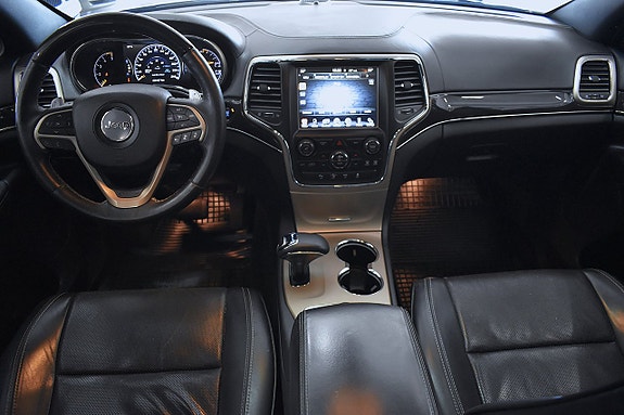 Jeep Grand Cherokee 9 of 28
