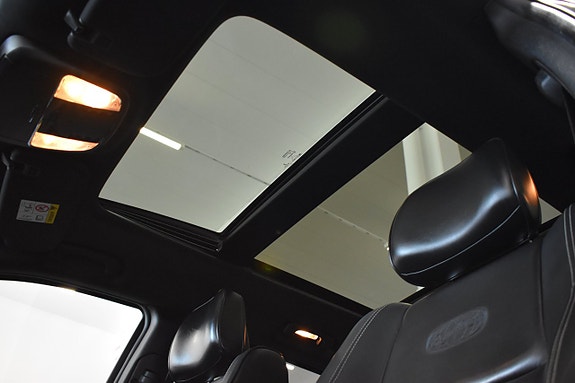Jeep Grand Cherokee 14 of 28