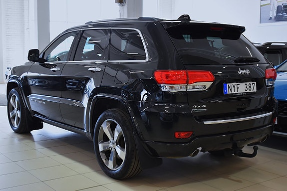 Jeep Grand Cherokee 4 of 28