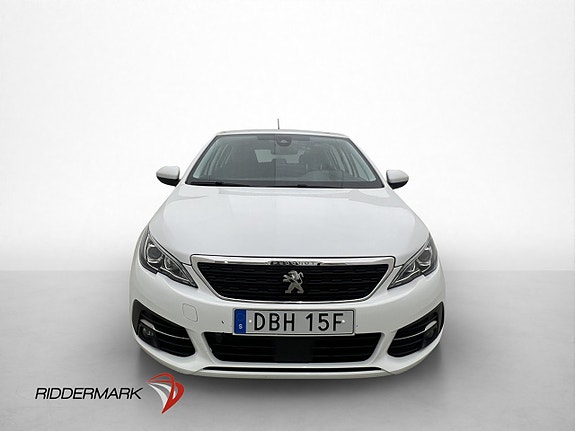 Peugeot 308 2 of 5