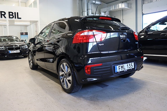 Kia Rio 4 of 19